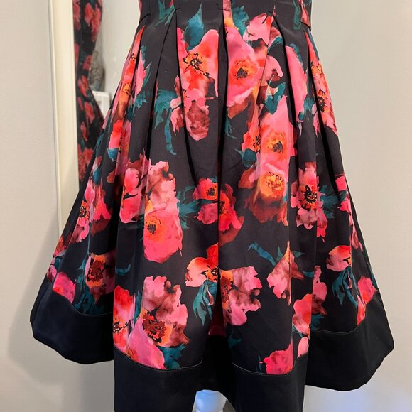 NWT French Connection Black Pink Floral Fit & Flare Mini Dress, Size 4 - Picture 5 of 16
